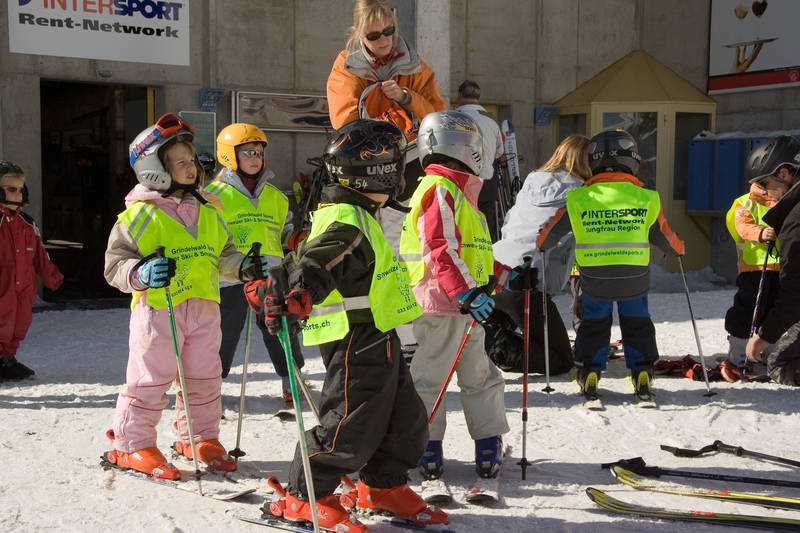 Een (kabouter-) skischooltje.