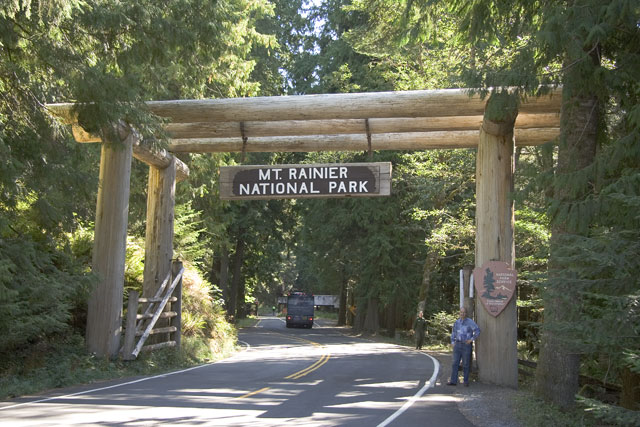 Mt.Rainier Nat. Park - Nisqually Entrance
